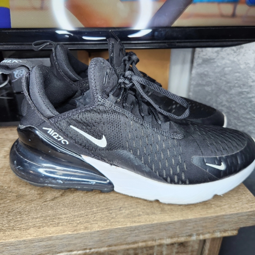 Nike shoes